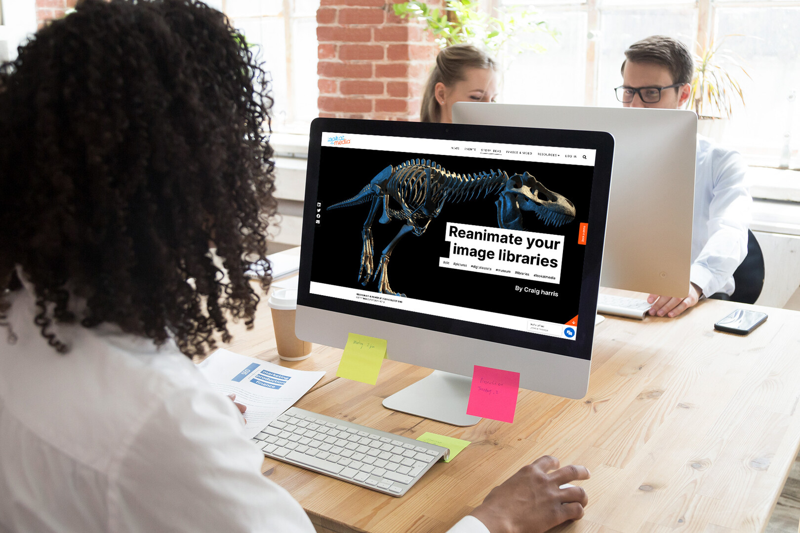 Lookatmedia™ Media Center